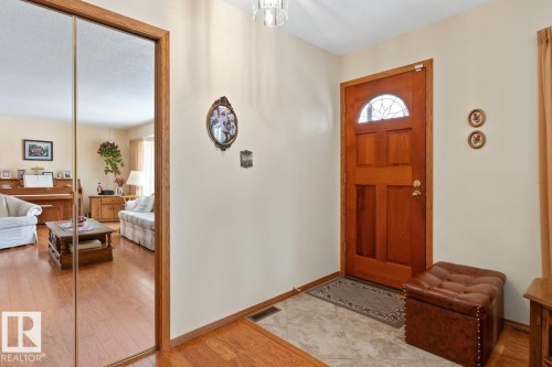 60 Peace River Drive, Devon, AB - Indoor Photo Showing Other Room