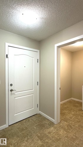 111 392 Silver Berry Road, Edmonton, AB - Indoor Photo Showing Other Room