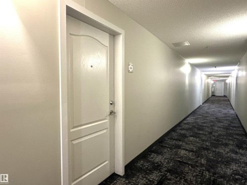 111 392 Silver Berry Road, Edmonton, AB - Indoor Photo Showing Other Room