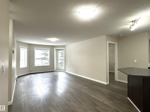 111 392 Silver Berry Road, Edmonton, AB - Indoor Photo Showing Other Room