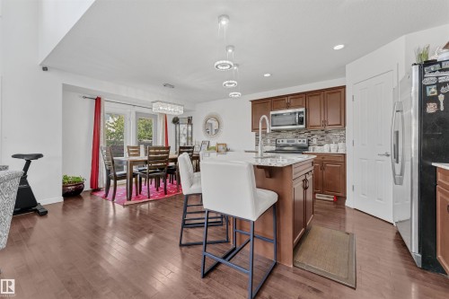 2225 32B Street, Edmonton, AB - Indoor