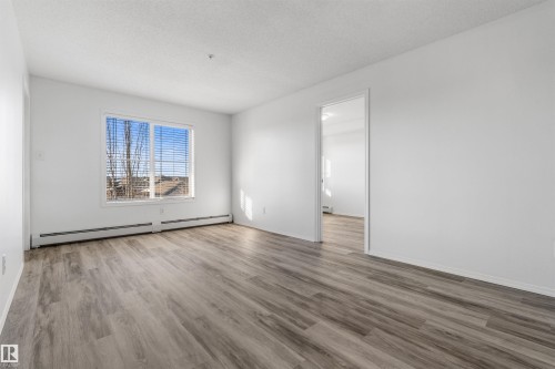 313 270 Mcconachie Drive, Edmonton, AB - Indoor Photo Showing Other Room