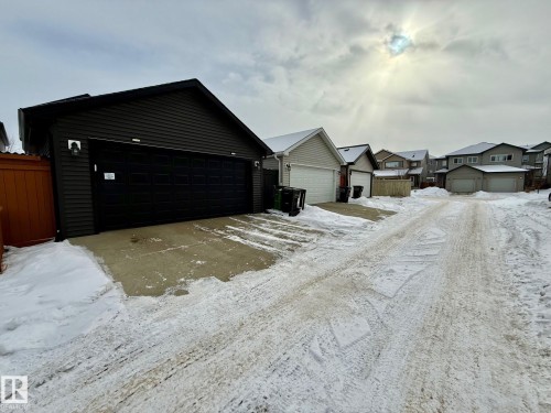 2652 Maple Way, Edmonton, AB - Outdoor