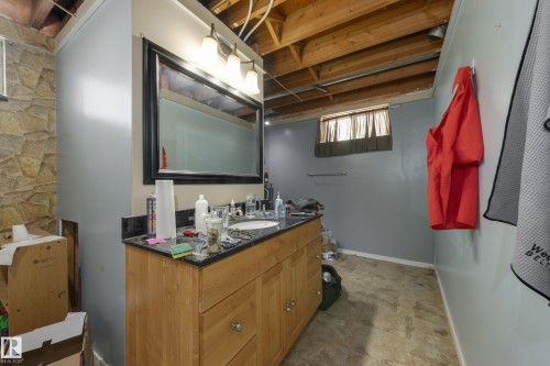 1330 72 Street, Edmonton, AB - Indoor