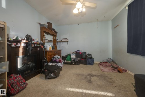 1330 72 Street, Edmonton, AB - Indoor Photo Showing Other Room