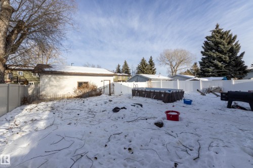 1330 72 Street, Edmonton, AB - Outdoor
