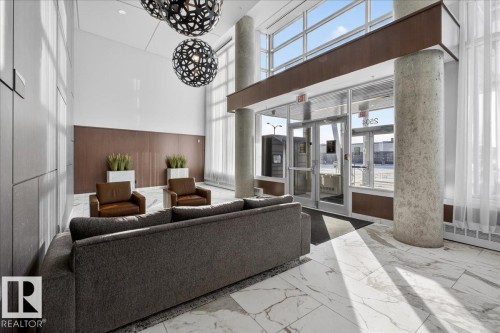 Lobby with a high ceiling - 301 2504 109 Street, Edmonton, AB - Indoor Photo Showing Other Room