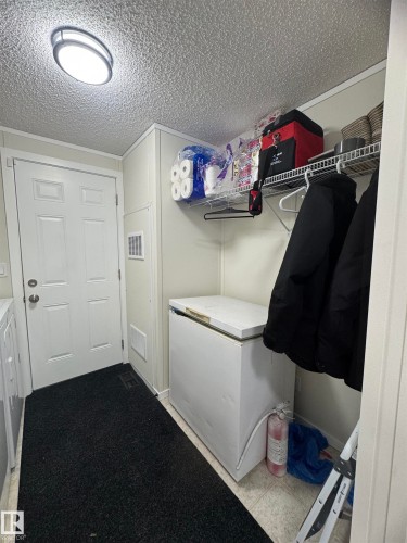 83 9501 104 Ave, Westlock, AB - Indoor