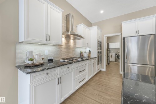 1130 Twin Brooks Point(E), Edmonton, AB - Indoor Photo Showing Kitchen With Upgraded Kitchen