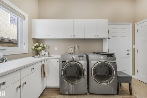 1130 Twin Brooks Point(E), Edmonton, AB - Indoor Photo Showing Laundry Room