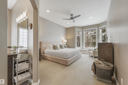 1130 Twin Brooks Point(E), Edmonton, AB - Indoor Photo Showing Bedroom