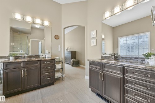 1130 Twin Brooks Point(E), Edmonton, AB - Indoor Photo Showing Bathroom