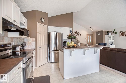 1825 Tufford Way, Edmonton, AB - Indoor Photo Showing Kitchen With Stainless Steel Kitchen