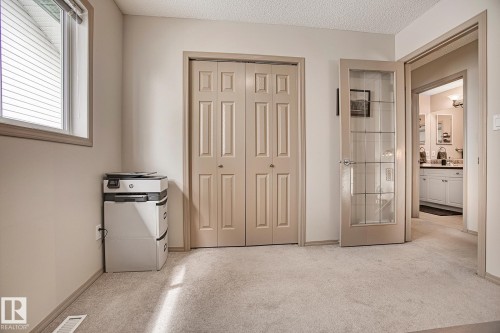 1825 Tufford Way, Edmonton, AB - Indoor