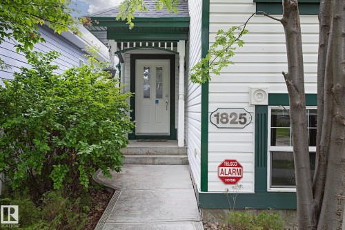 1825 Tufford Way, Edmonton, AB - Outdoor