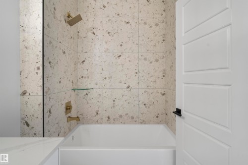 Bathroom featuring shower / tub combination and vanity - 13152 187 Avenue, Edmonton, AB - Indoor