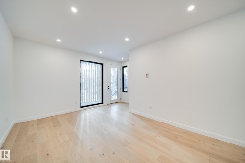 7540 80 Avenue, Edmonton, AB - Indoor Photo Showing Other Room