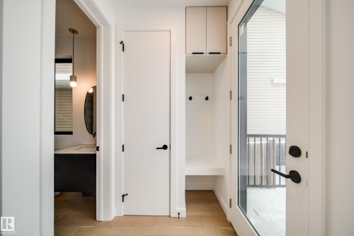 7540 80 Avenue, Edmonton, AB - Indoor Photo Showing Other Room