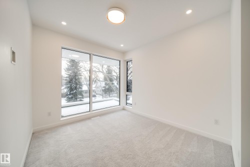7540 80 Avenue, Edmonton, AB - Indoor Photo Showing Other Room