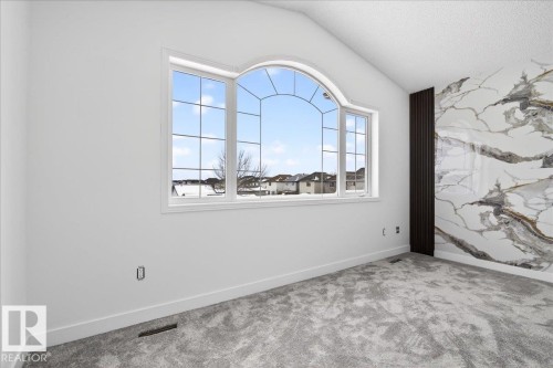 8916 175 Avenue, Edmonton, AB - Indoor Photo Showing Other Room