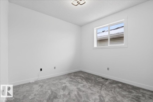 8916 175 Avenue, Edmonton, AB - Indoor Photo Showing Other Room