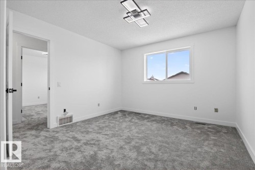 8916 175 Avenue, Edmonton, AB - Indoor Photo Showing Other Room