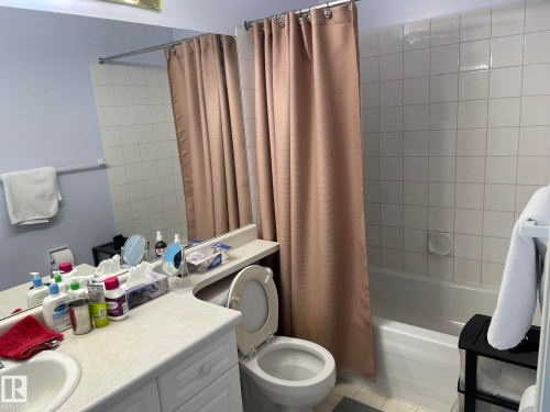2 1295 Carter Crest Road, Edmonton, AB - Indoor Photo Showing Bathroom