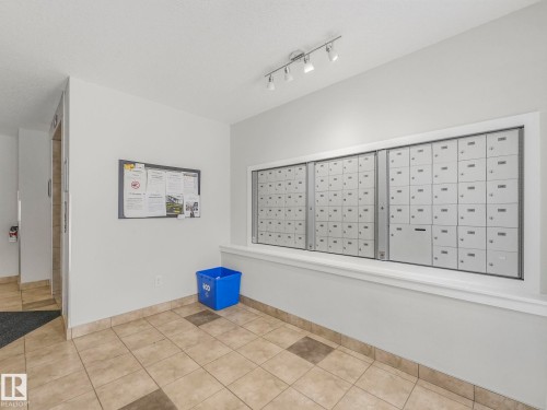 212 508 Albany Way, Edmonton, AB - Indoor Photo Showing Other Room