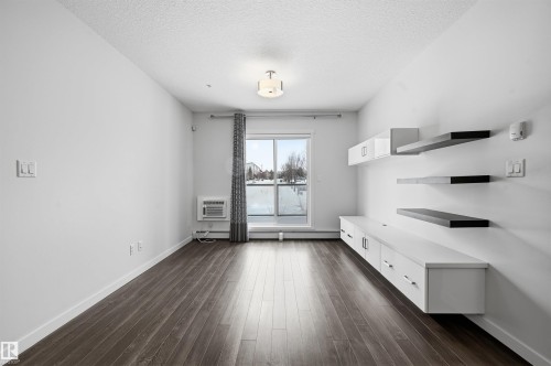 106 812 Welsh Drive, Edmonton, AB - Indoor