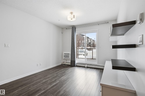 106 812 Welsh Drive, Edmonton, AB - Indoor Photo Showing Other Room