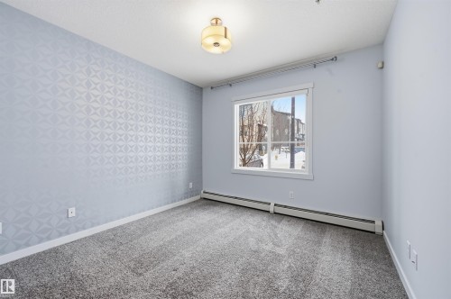 106 812 Welsh Drive, Edmonton, AB - Indoor Photo Showing Other Room