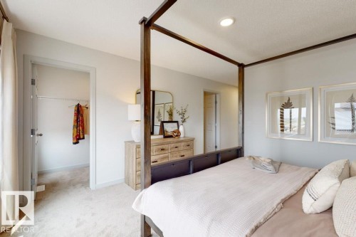 8612 183 Avenue, Edmonton, AB - Indoor Photo Showing Bedroom