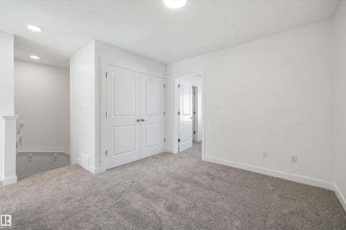 20711 43 Avenue, Edmonton, AB - Indoor Photo Showing Other Room