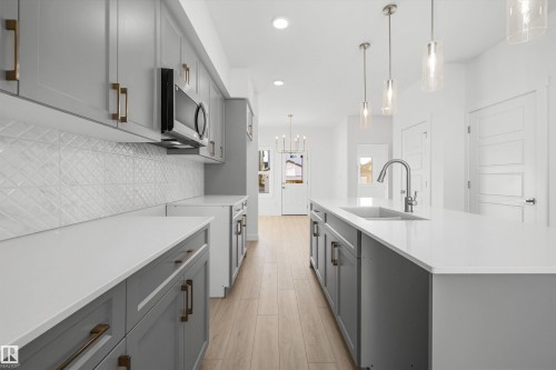 20715 43 Avenue, Edmonton, AB - Indoor Photo Showing Kitchen With Upgraded Kitchen