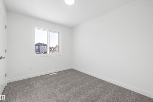 20715 43 Avenue, Edmonton, AB - Indoor Photo Showing Other Room
