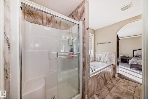 16104 136 Street, Edmonton, AB - Indoor Photo Showing Bathroom
