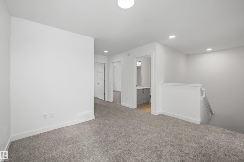 8704 183 Avenue, Edmonton, AB - Indoor Photo Showing Other Room