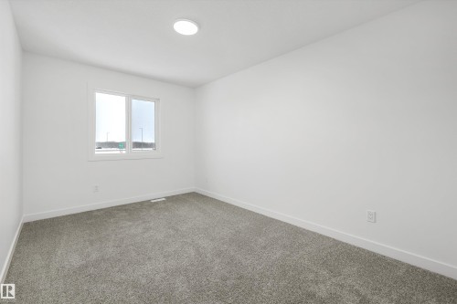 8704 183 Avenue, Edmonton, AB - Indoor Photo Showing Other Room