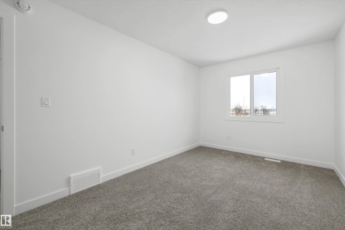 8704 183 Avenue, Edmonton, AB - Indoor Photo Showing Other Room