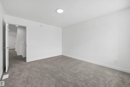 8704 183 Avenue, Edmonton, AB - Indoor Photo Showing Other Room