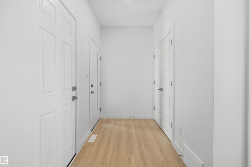 8704 183 Avenue, Edmonton, AB - Indoor Photo Showing Other Room