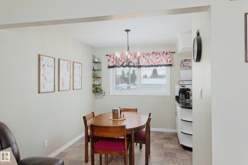 4505 57 Avenue, Barrhead, AB - Indoor Photo Showing Dining Room