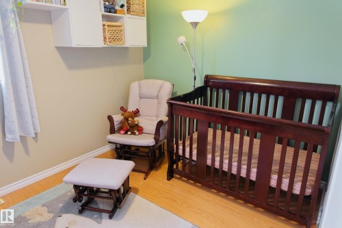 4505 57 Avenue, Barrhead, AB - Indoor Photo Showing Bedroom