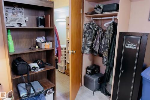 4505 57 Avenue, Barrhead, AB - Indoor