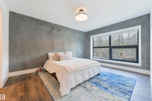 9213 97 Street, Edmonton, AB - Indoor Photo Showing Bedroom