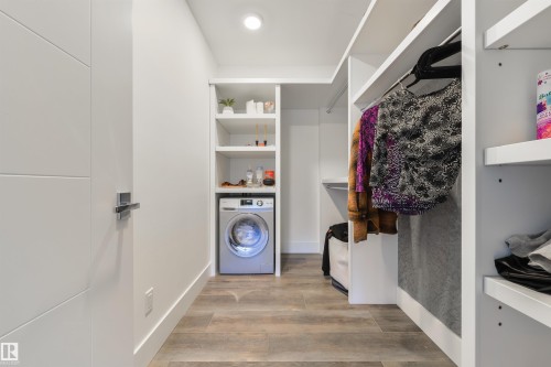 9213 97 Street, Edmonton, AB - Indoor Photo Showing Laundry Room