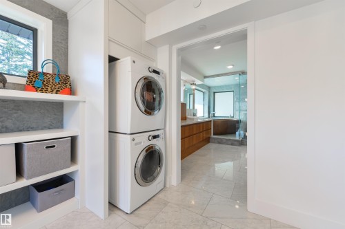 9213 97 Street, Edmonton, AB - Indoor Photo Showing Laundry Room