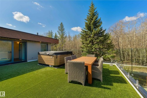 9213 97 Street, Edmonton, AB - Outdoor