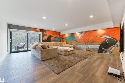 9213 97 Street, Edmonton, AB - Indoor