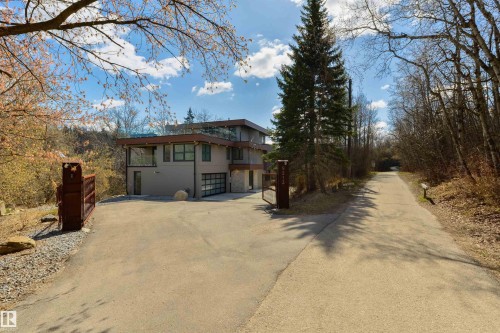 9213 97 Street, Edmonton, AB - Outdoor